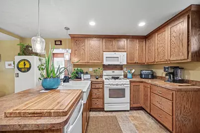 1260 Woodbridge Street, Saint Paul, MN 55117 - Photo 4