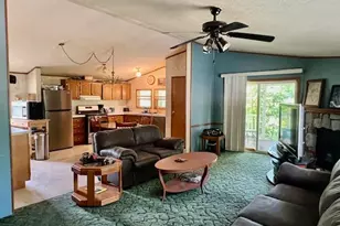 410 Union St, Grasston, MN 55030 - Photo 4