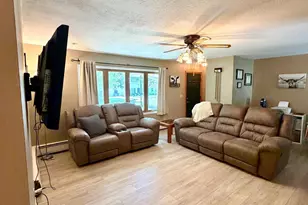 457 Division St, Gaylord, MN 55334 - Photo 4
