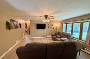 457 Division St, Gaylord, MN 55334 - Photo 6