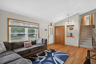 4410 S River Run, Savage, MN 55378 - Photo 4