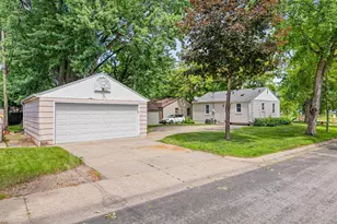3354 Yukon Ave S, Saint Louis Park, MN 55426 - Photo 14