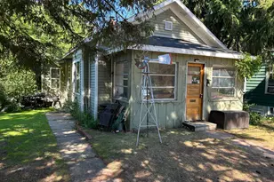 219 Gillis Ave NE, Brainerd, MN 56401 - Photo 2
