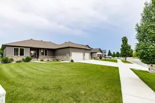 3814 22nd Ave S, Moorhead, MN 56560 - Photo 4