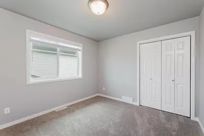 2626 36th Avenue S, Moorhead, MN 56560 - Photo 16