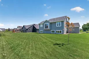 411 Westwood Dr, River Falls, WI 54022 - Photo 36