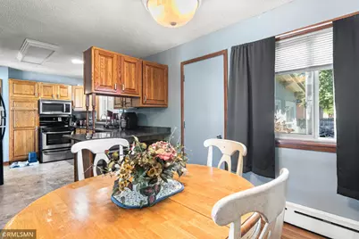 220 Cypress Street S, Cambridge, MN 55008 - Photo 12