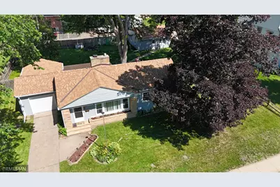 220 Cypress Street S, Cambridge, MN 55008 - Photo 2