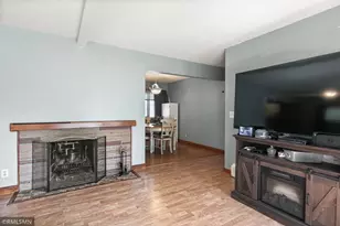220 Cypress St S, Cambridge, MN 55008 - Photo 8