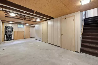 5625 Hillsview Road, Brooklyn Center, MN 55430 - Photo 20