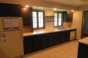 709 10th St S, Benson, MN 56215 - Photo 8