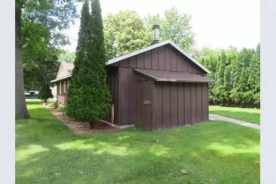 709 10th Street S, Benson, MN 56215 - Photo 4