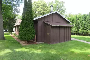 709 10th St S, Benson, MN 56215 - Photo 4