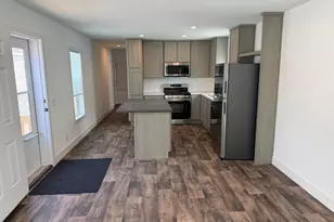 1611 6th Ave E, Alexandria, MN 56308 - Photo 4