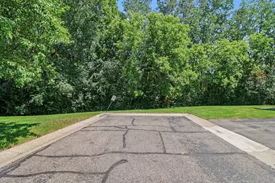 8443 Cortland Road, Eden Prairie, MN 55344 - Photo 22