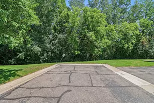 8443 Cortland Rd, Eden Prairie, MN 55344 - Photo 22