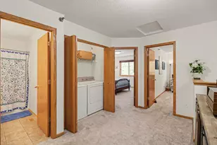 8443 Cortland Rd, Eden Prairie, MN 55344 - Photo 16