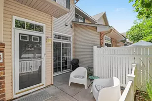 8443 Cortland Rd, Eden Prairie, MN 55344 - Photo 2