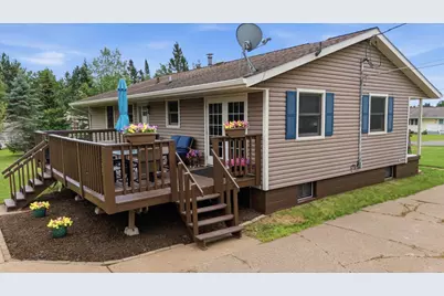 215 E 45th Street, Hibbing, MN 55746 - Photo 30