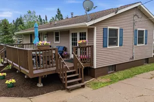 215 E 45th St, Hibbing, MN 55746 - Photo 30
