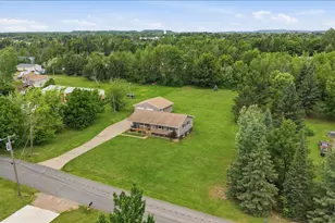 215 E 45th St, Hibbing, MN 55746 - Photo 36