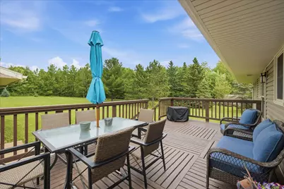 215 E 45th Street, Hibbing, MN 55746 - Photo 32