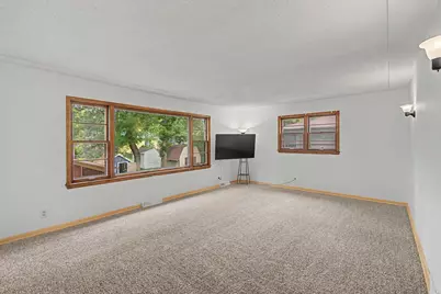 3701 Adair Avenue N, Crystal, MN 55422 - Photo 12