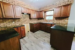 640 Ranchwood Dr, Bird Island, MN 55310 - Photo 14