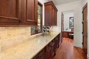 1700 Kenwood Pkwy, Minneapolis, MN 55405 - Photo 12
