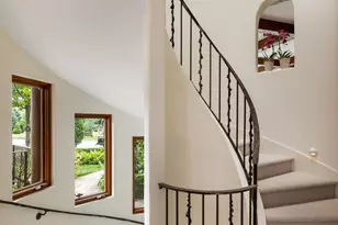 1700 Kenwood Pkwy, Minneapolis, MN 55405 - Photo 24