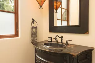1700 Kenwood Pkwy, Minneapolis, MN 55405 - Photo 20