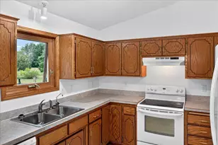 14051 Jonquil Ln N, Dayton, MN 55327 - Photo 10