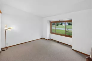 14051 Jonquil Ln N, Dayton, MN 55327 - Photo 4