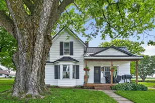 202 Pine St, Fountain, MN 55935 - Photo 1