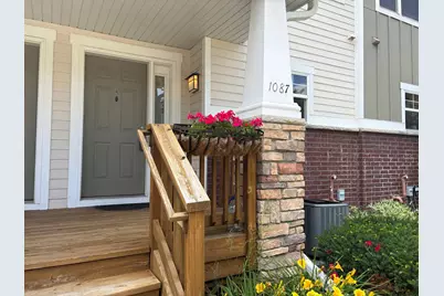 1087 Barclay Street, Saint Paul, MN 55106 - Photo 2