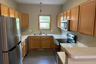 1087 Barclay St, Saint Paul, MN 55106 - Photo 10