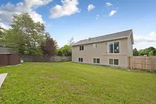 310 Autumn Hills Pl NE, Owatonna, MN 55060 - Photo 8
