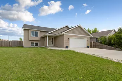 310 Autumn Hills Place NE, Owatonna, MN 55060 - Photo 1