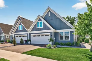 18043 38th Pl N, Plymouth, MN 55446 - Photo 2