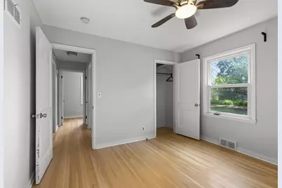 8734 Portland Avenue S, Bloomington, MN 55420 - Photo 16