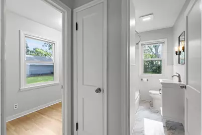 8734 Portland Avenue S, Bloomington, MN 55420 - Photo 20