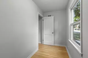 8734 Portland Ave S, Bloomington, MN 55420 - Photo 22