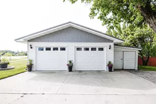 116 Juniper Ave E, Frazee, MN 56544 - Photo 2