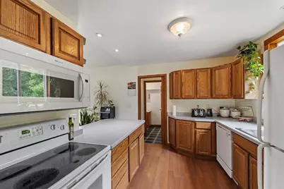 2330 Silcox Avenue, Duluth, MN 55803 - Photo 14