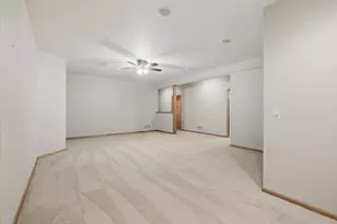 2310 Foxglove Way, Hudson, WI 54016 - Photo 18