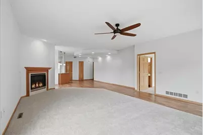 2310 Foxglove Way, Hudson, WI 54016 - Photo 4