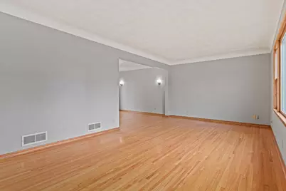 1367 Price Avenue E, Maplewood, MN 55109 - Photo 2