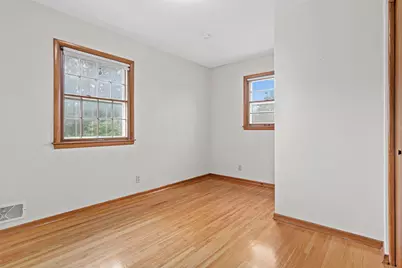 1367 Price Avenue E, Maplewood, MN 55109 - Photo 18