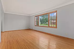 1367 Price Ave E, Maplewood, MN 55109 - Photo 4