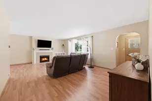 1221 Douglas St, Alexandria, MN 56308 - Photo 14